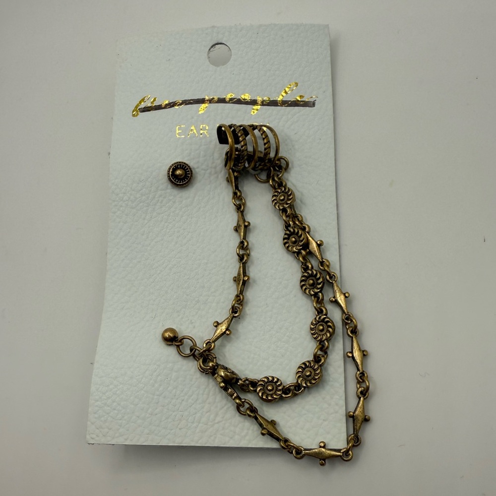 FREE PEOPLE Ear Party Ear Cuff